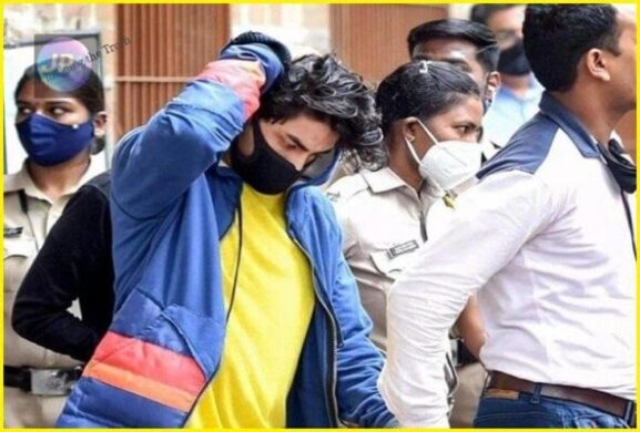 Aryan khan Bail Hearing Live: रोहतगी बोले- वॉट्सऐप चैट पुराने हैं, उसका क्रूज केस से क्या लेना देना- 1 aa 1633350368