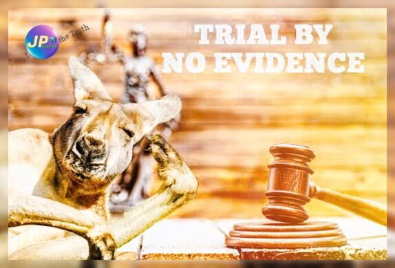 CJI ने कहा वो अपने जीवन में सक्रिय राजनीत में आना चाहते थे, लेकिन जज बन कर वो खुश है- 1 Lumii 20220729 223907105