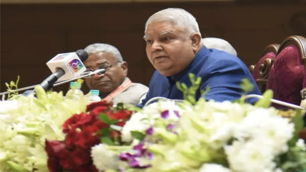 उपराष्ट्रपति ने कहा कि संसद कानून बनाती है और सुप्रीम कोर्ट उसे रद्द कर देता है, क्या संसद द्वारा बनाया गया कानून तभी कानून बनेगा जब न्यायालय की मुहर लगाएगी 2 11 01 2023 jagdeep dhankhar 23292004 e1673449797446