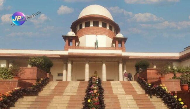 सुप्रीम कोर्ट ने यह मानते हुए कि दोषी का मकसद 'अंत्येष्टि व्यय आदि के लिए धन एकत्र करना था' आईपीसी की 'धारा 302' से घटाकर 'धारा 304 (भाग 1)' कर दी 3 1105346 sc