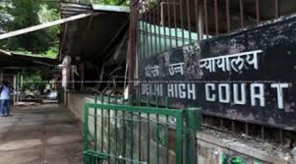 अनुशासनात्मक प्राधिकारी सजा देते समय समान आरोपों के दोषी दो कर्मचारियों के बीच भेदभाव नहीं कर सकते: दिल्ली हाईकोर्ट 1 Delhi Hc12