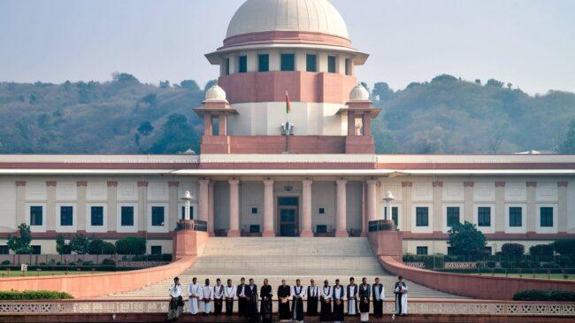 सावरकर टिप्पणी मामला: राहुल गांधी को राहत, सुप्रीम कोर्ट ने समन पर रोक बढ़ाई 2 supreme court